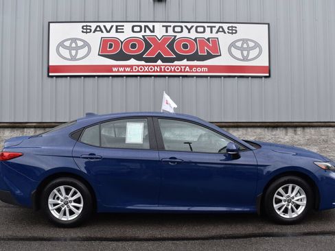 Certified 2025 Toyota Camry LE w/ Convenience Package AWD/4WD image 8
