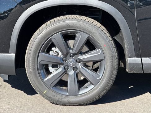 Used 2026 Honda Pilot Sport image 32