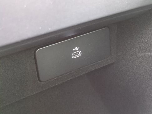 New 2026 Land Rover Range Rover Sport SE image 33