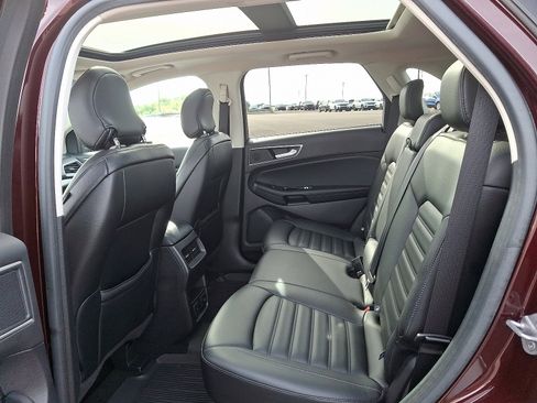 Used 2019 Ford Edge SEL w/ Equipment Group 201A image 9