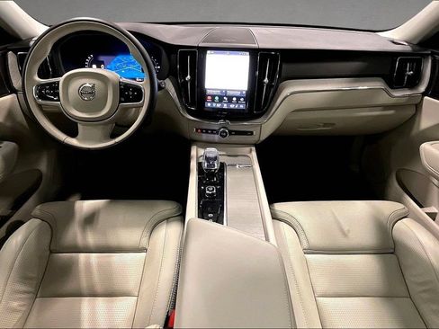 Used 2024 Volvo XC60 T8 Ultimate w/ Protection Package Premier AWD/4WD image 8