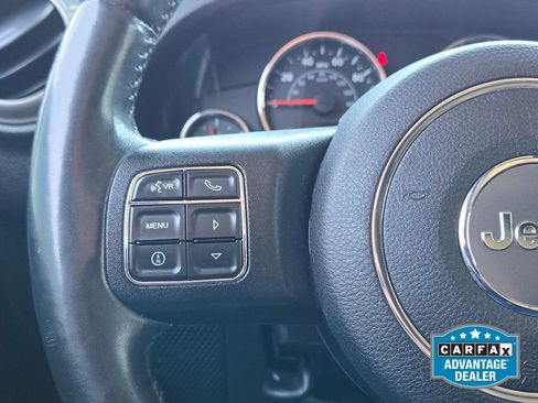 Used 2014 Jeep Wrangler Sport w/ Connectivity Group AWD/4WD image 22