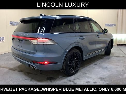 Used 2025 Lincoln Aviator Reserve w/ Equipment Group 201A AWD/4WD image 3