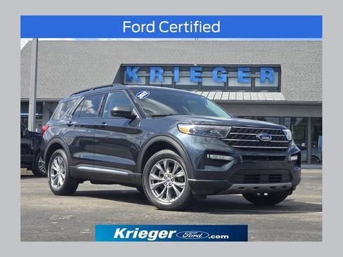Certified 2022 Ford Explorer XLT w/ Equipment Group 202A AWD/4WD image 1