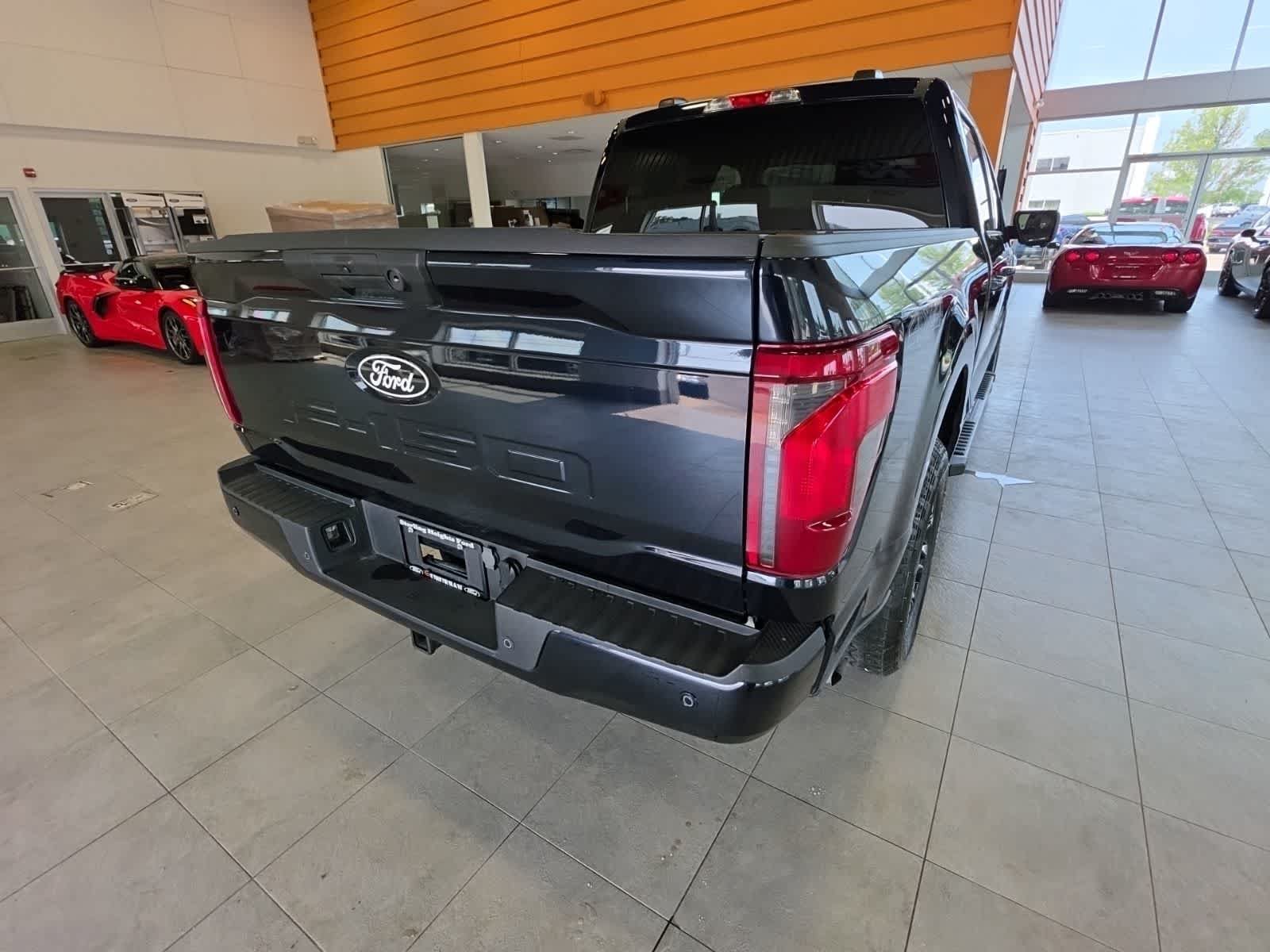 Used 2024 Ford F150 XLT w/ XLT Black Appearance Package AWD/4WD image 10