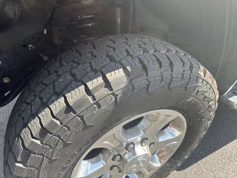 Used 2024 RAM 2500 Big Horn w/ Sport Appearance Package AWD/4WD image 6