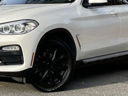 Used 2019 BMW X4 xDrive30i image 2