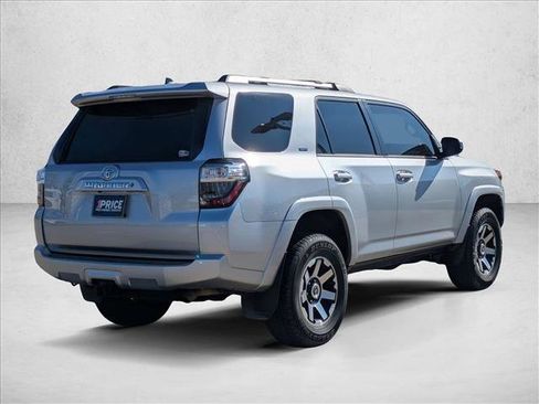 Used 2021 Toyota 4Runner SR5 image 5