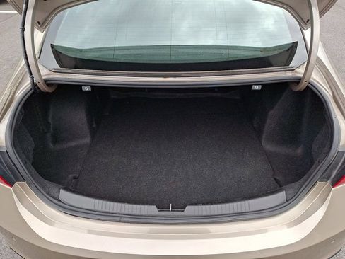 Used 2024 Chevrolet Malibu LT image 28