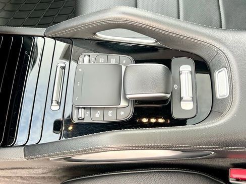 Certified 2022 Mercedes-Benz GLS 450 4MATIC image 37