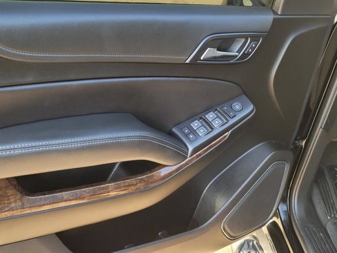 Used 2019 Chevrolet Tahoe LS w/ Enhanced Driver Alert Package AWD/4WD image 19