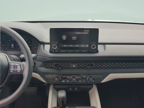 Certified 2025 Honda Accord LX image 15