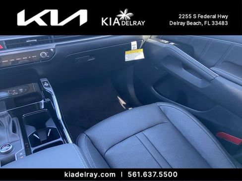 New 2026 Kia Sorento SX image 14