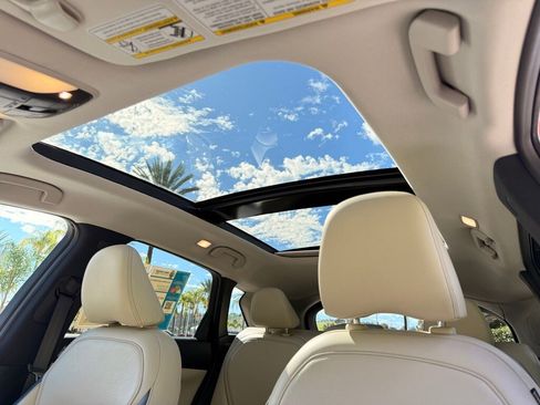 Used 2019 INFINITI QX50 Essential w/ Premium Heat Package image 19