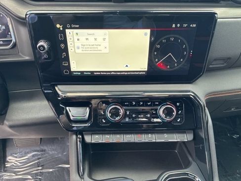 Used 2024 GMC Sierra 1500 AT4 w/ Technology Package AWD/4WD image 26