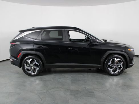 Certified 2024 Hyundai Tucson SEL w/ Convenience Package FWD image 12