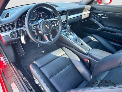 Used 2017 Porsche 911 Carrera RWD image 9