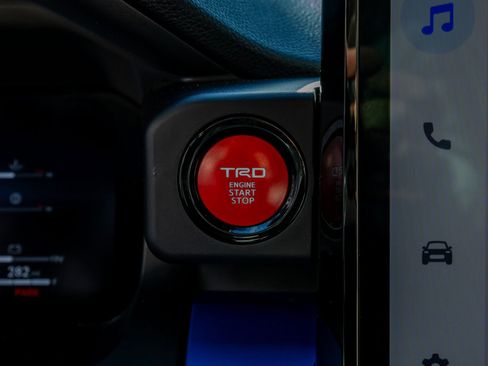 Used 2024 Toyota Tacoma TRD Off-Road AWD/4WD image 22