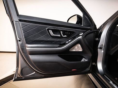 Used 2022 Mercedes-Benz S 580 4MATIC Sedan image 23