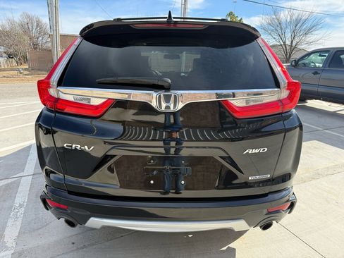 Used 2018 Honda CR-V Touring image 11