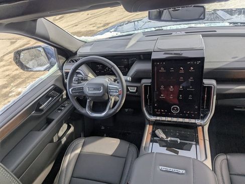 New 2026 GMC Yukon Denali w/ Sun & Power Step Package image 20