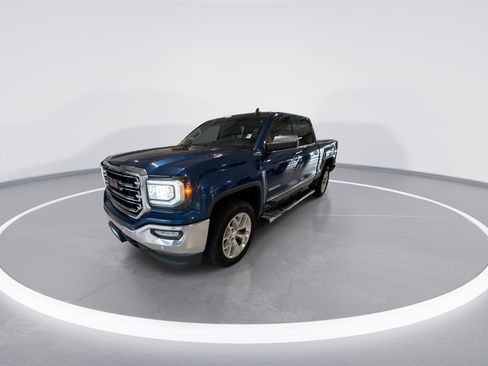 Used 2018 GMC Sierra 1500 SLT w/ SLT Premium Package image 4