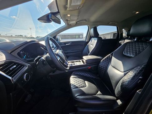 Used 2024 Ford Edge Titanium image 9