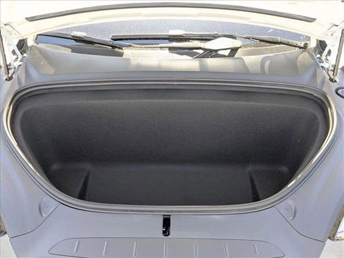 Used 2023 Tesla Model X Plaid image 24