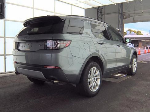 Used 2017 Land Rover Discovery Sport HSE AWD/4WD image 2