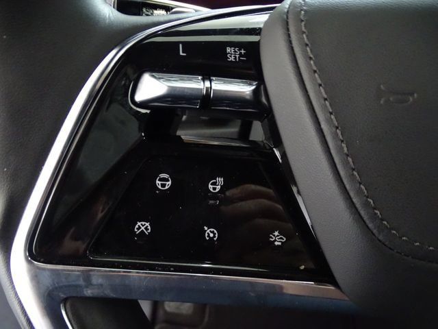 Certified 2026 Cadillac Escalade Platinum Sport AWD/4WD image 8