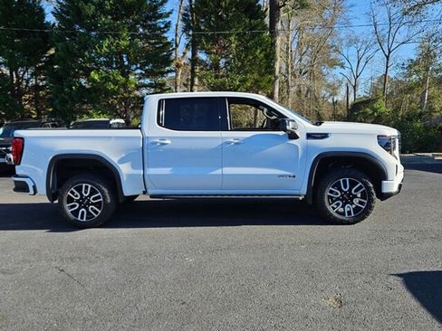 Used 2023 GMC Sierra 1500 AT4 w/ AT4 Premium Package image 16