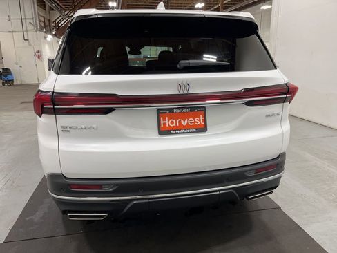 Certified 2025 Buick Enclave Preferred AWD/4WD image 6