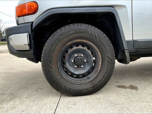 Used 2007 Toyota FJ Cruiser 2WD image 10