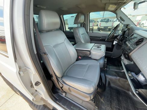 Used 2016 Ford F250 XL w/ Power Equipment Group image 24