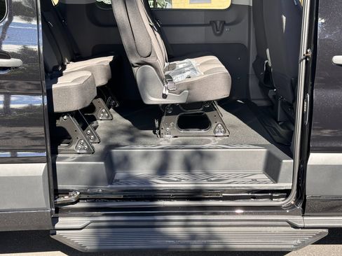 Used 2025 Ford Transit 350 XLT AWD/4WD image 20