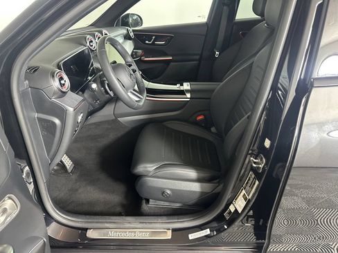 Certified 2026 Mercedes-Benz GLC 300 4MATIC image 9