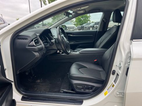 Used 2023 Toyota Camry SE FWD image 20