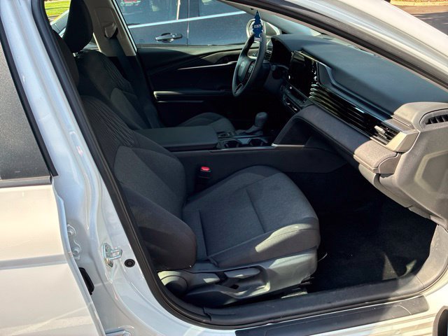 Used 2025 Toyota Camry LE FWD image 11
