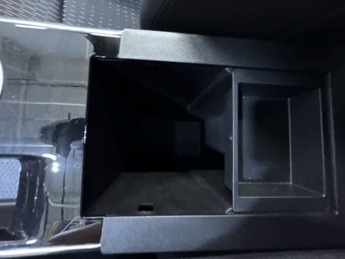 Used 2025 Chevrolet Equinox LT w/ Safety and Technology Package image 29