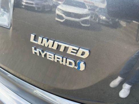 Used 2016 Toyota RAV4 Limited image 14