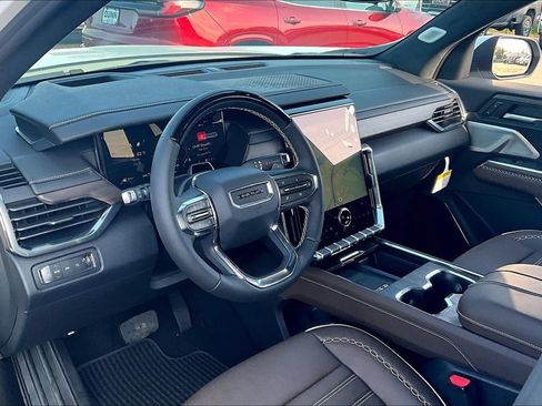 New 2026 GMC Acadia Denali Ultimate AWD/4WD image 6