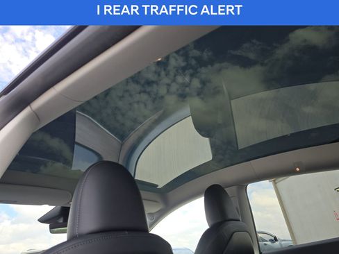 Used 2023 Tesla Model Y 2WD image 20