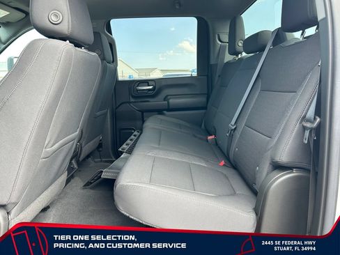 Used 2022 Chevrolet Silverado 2500 LT AWD/4WD image 11
