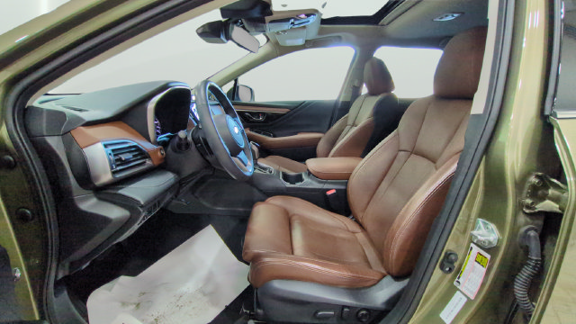 Used 2024 Subaru Outback Touring AWD/4WD image 15