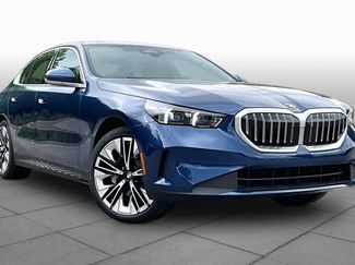 New 2026 BMW 530i xDrive w/ Premium Package AWD/4WD video 2