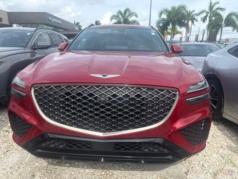 Used 2023 Genesis GV70 2.5T w/ Sport Prestige Package AWD/4WD image 2