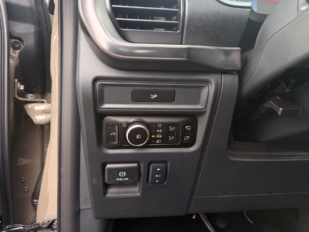 Used 2026 Ford F150 Tremor w/ Equipment Group 402B MID AWD/4WD image 31