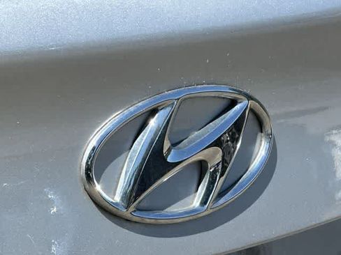 Used 2013 Hyundai Elantra Limited FWD image 15