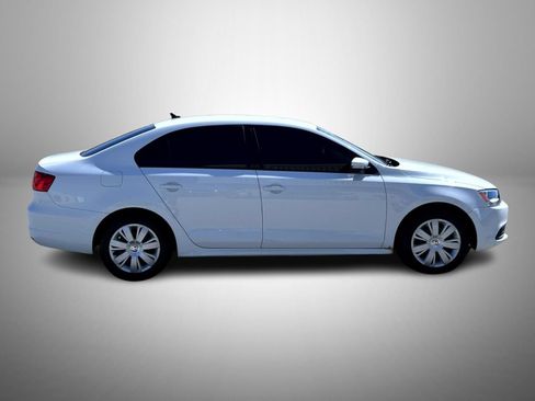 Used 2014 Volkswagen Jetta SE FWD image 4