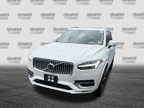Certified 2024 Volvo XC90 B6 Plus w/ Protection Package Premier image 43